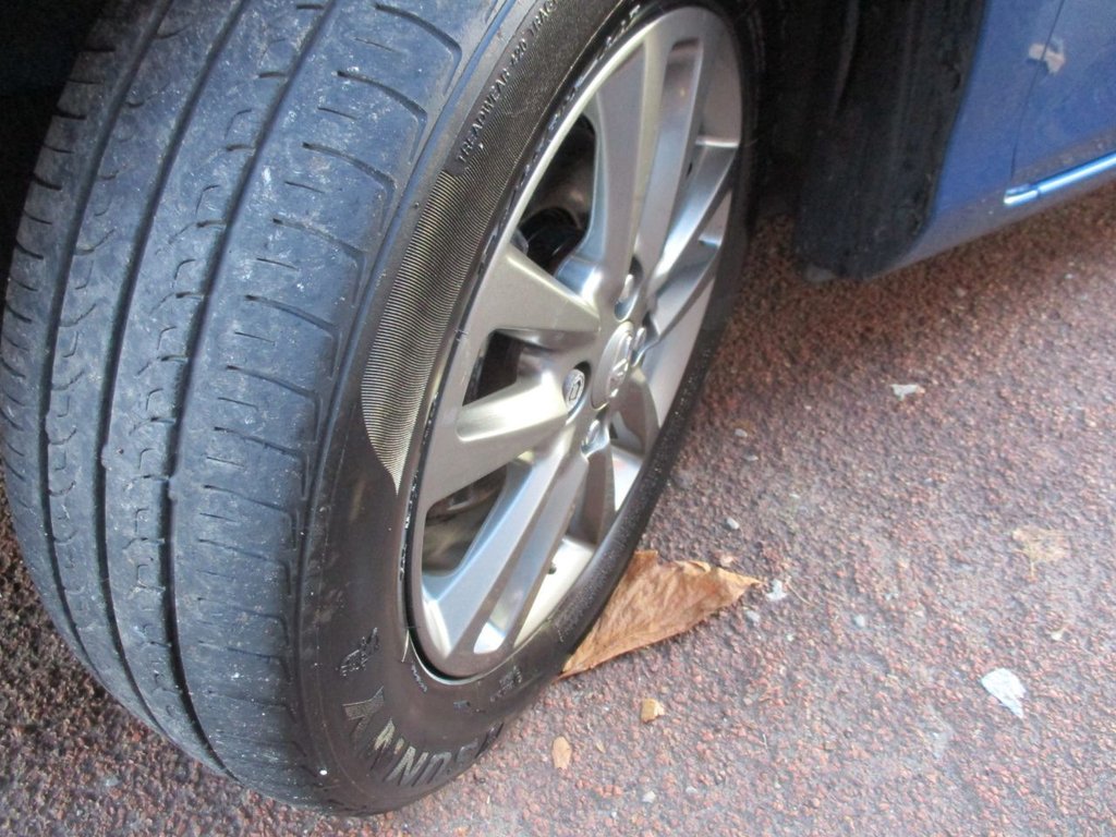 Used Toyota Yaris 2015 for sale - 76751164: Photo 17