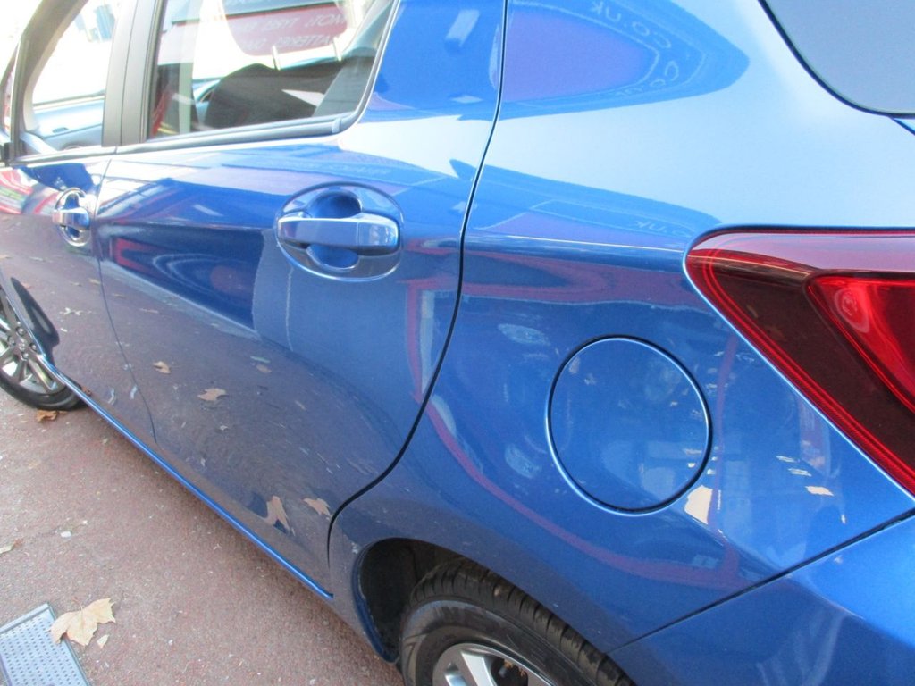 Used Toyota Yaris 2015 for sale - 76751164: Photo 25