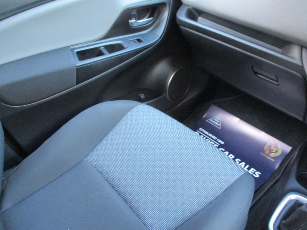 Used Toyota Yaris 2015 for sale - 76751164: Photo 9