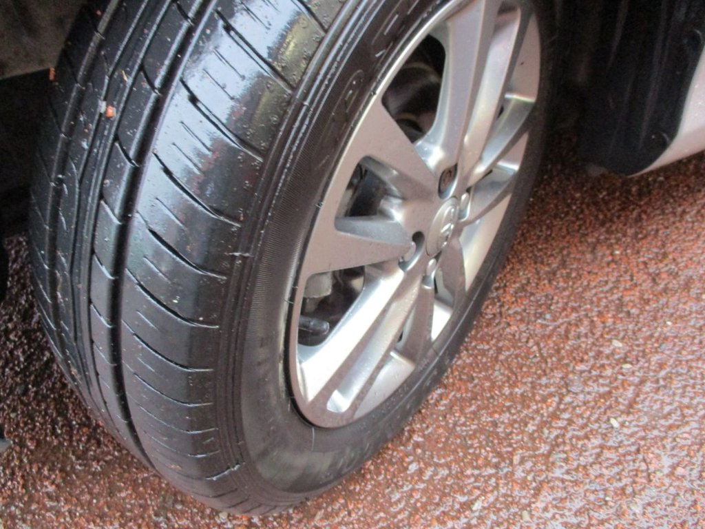 Used Toyota Yaris 2014 for sale - 76841619: Photo 17