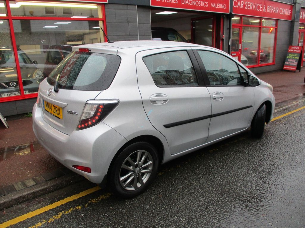 Used Toyota Yaris 2014 for sale - 76841619: Photo 2