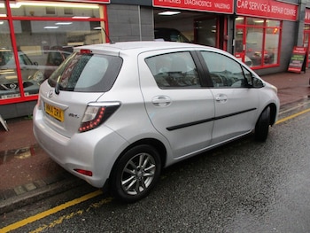 Used Toyota Yaris 2014 for sale - 76841619: Photo