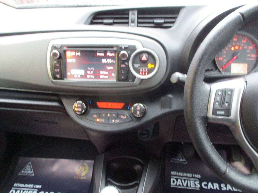 Used Toyota Yaris 2014 for sale - 76841619: Photo 7