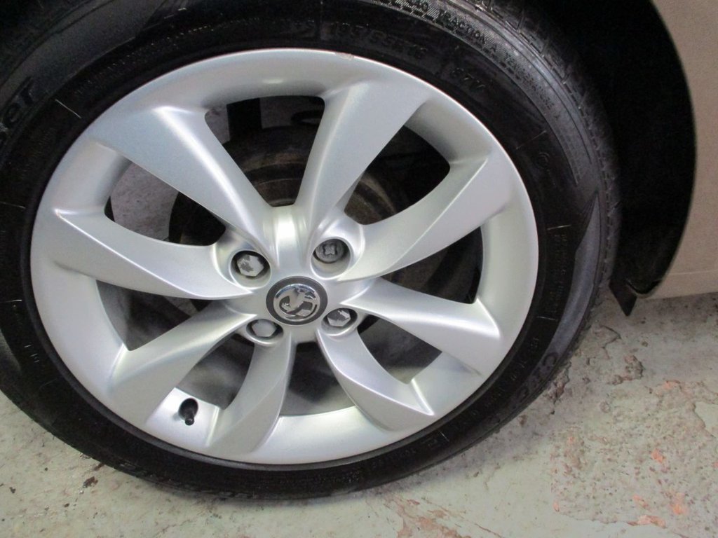 Used Vauxhall ADAM 2013 for sale - 77820935: Photo 10