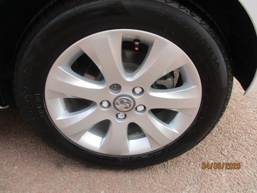 Used Vauxhall Meriva 2017 for sale - 75986462: Photo 13