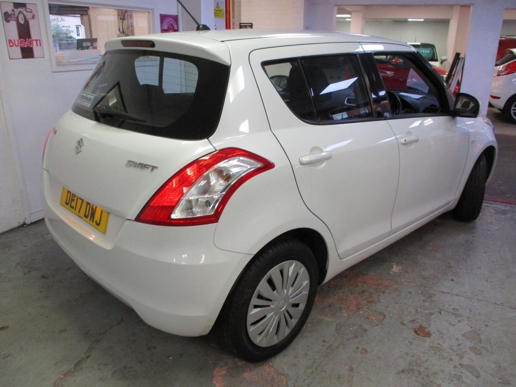 Used Suzuki Swift 2017 for sale - 77394469: Photo 2
