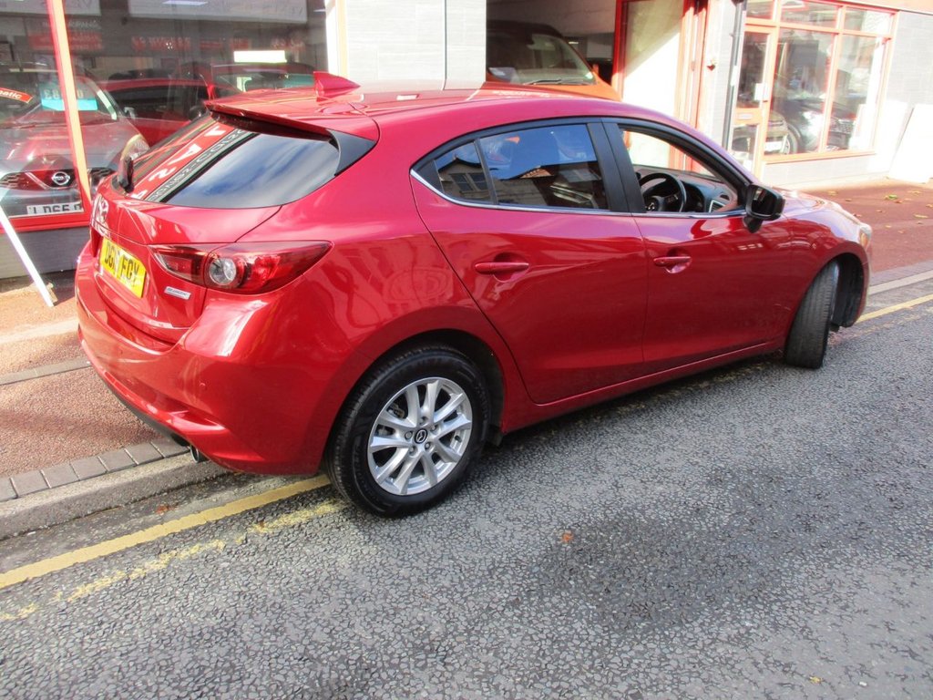 Used Mazda Mazda3 2018 for sale - 76376026: Photo 2
