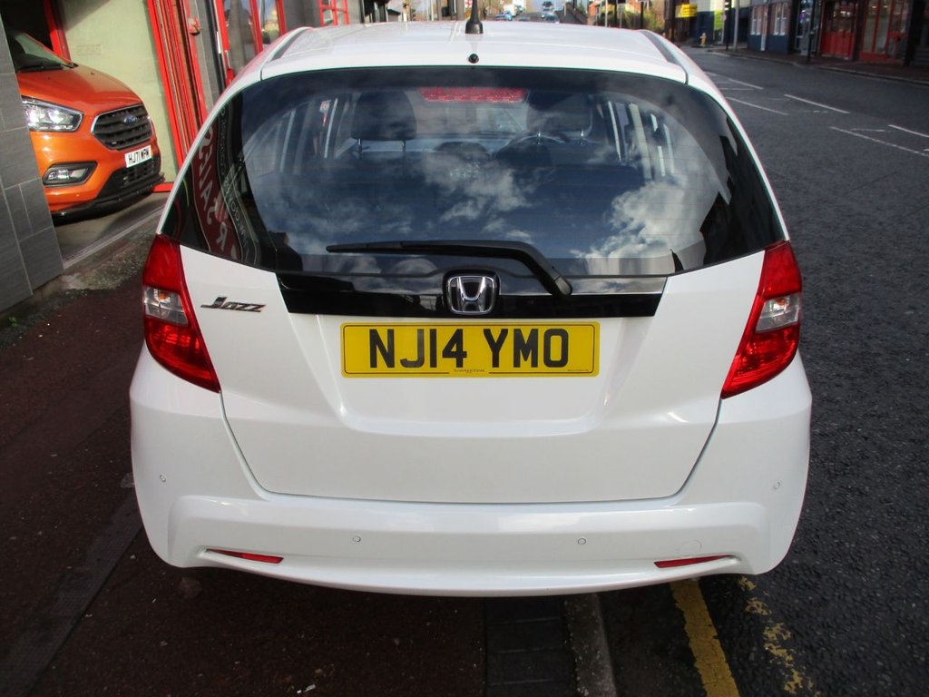 Used Honda Jazz 2014 for sale - 76751135: Photo 18