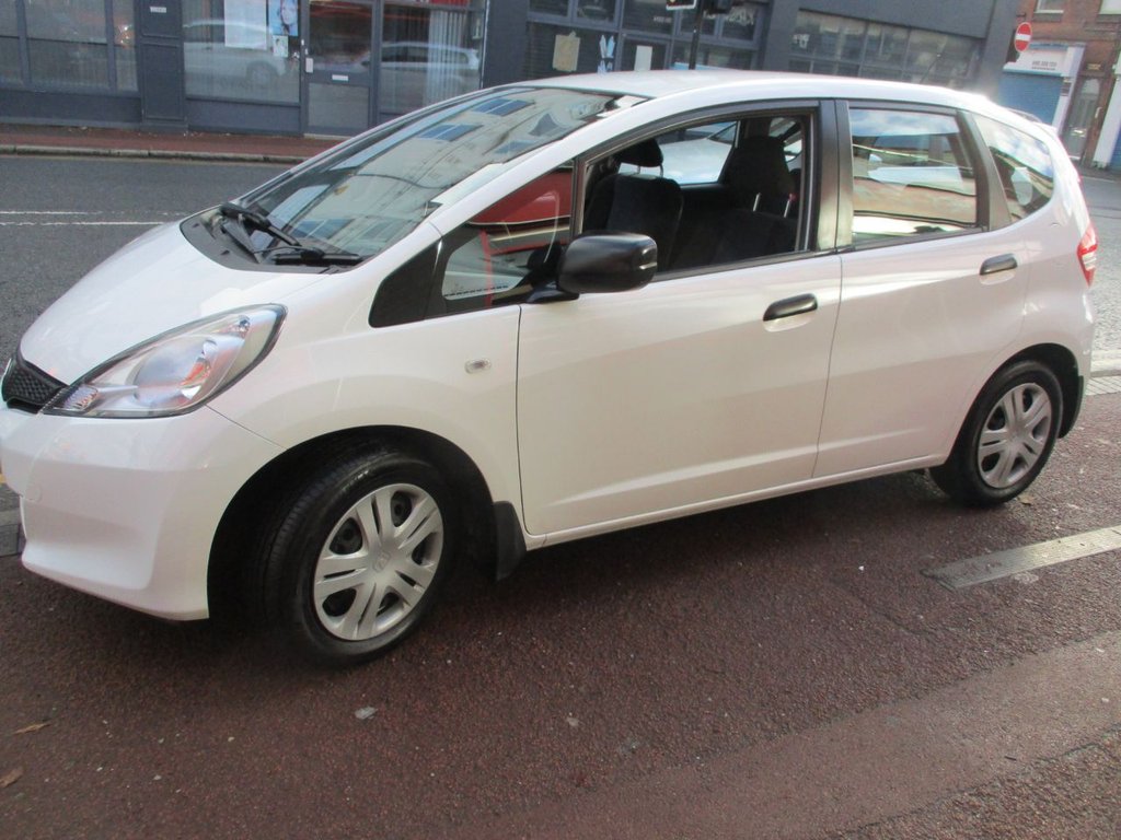 Used Honda Jazz 2014 for sale - 76751135: Photo 20