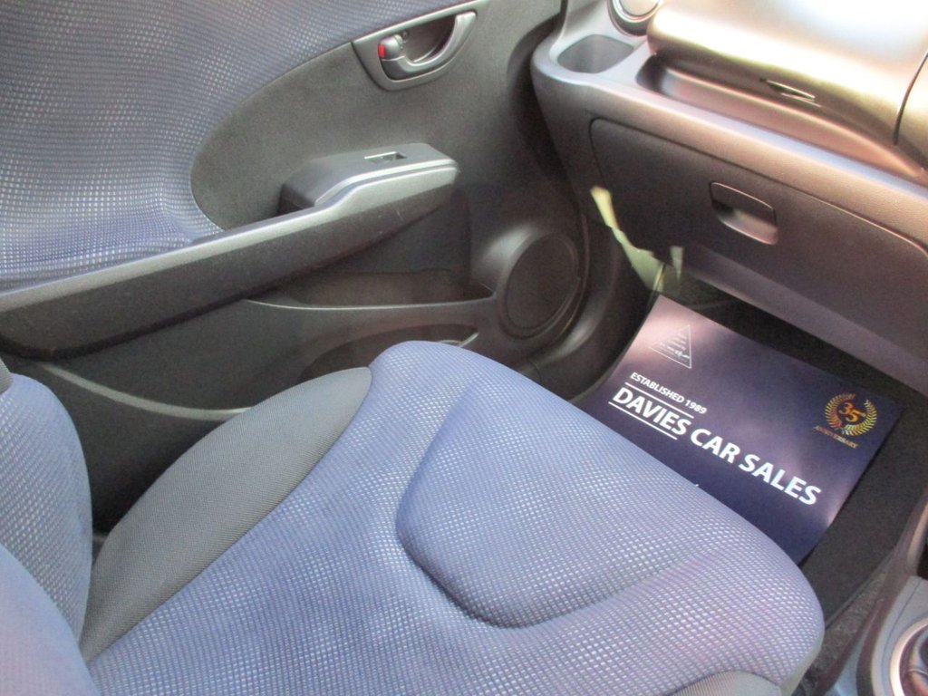 Used Honda Jazz 2014 for sale - 76751135: Photo 8