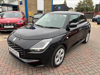 Used Suzuki Swift 2024 for sale - 77400125: Photo