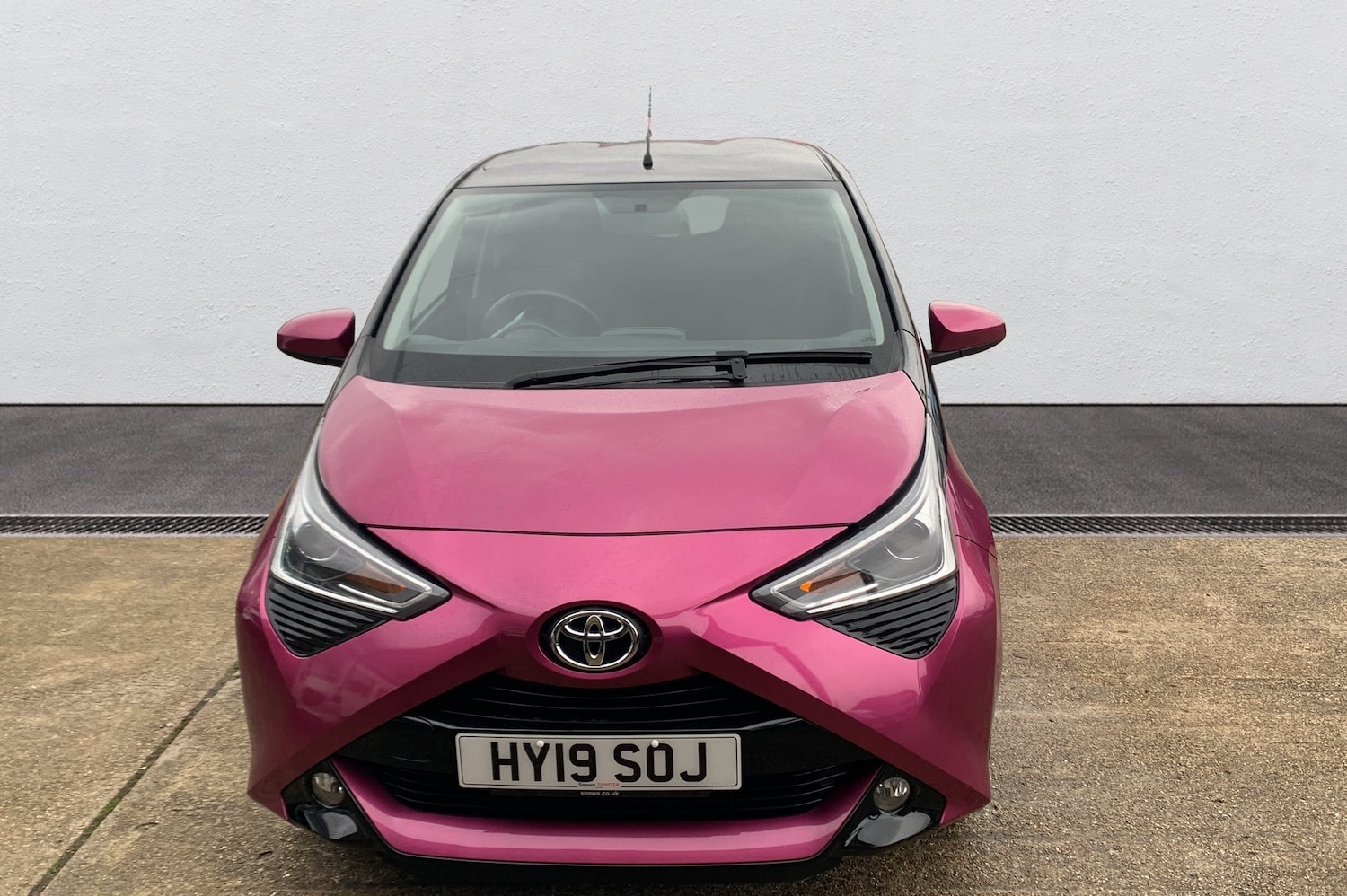 Used Toyota AYGO 2019 for sale - 77526028: Photo 2