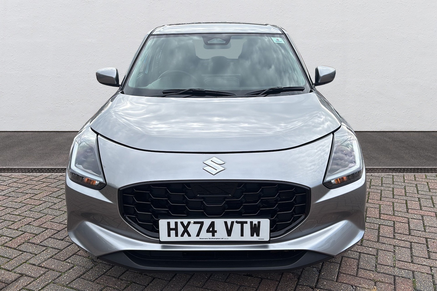 Used Suzuki Swift 2025 for sale - 76680254: Photo 2