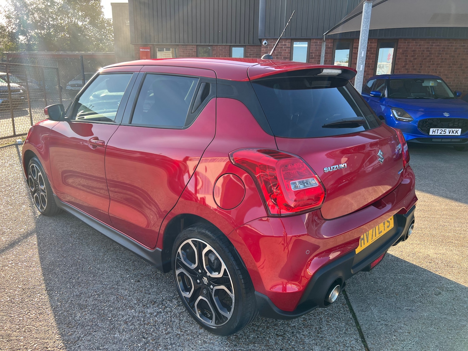 Used Suzuki Swift 2021 for sale - 76680831: Photo 5