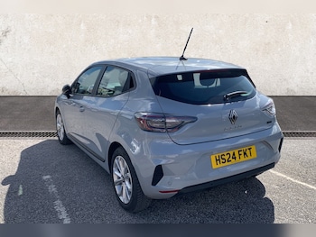 Used Renault Clio 2024 for sale - 78378208: Photo