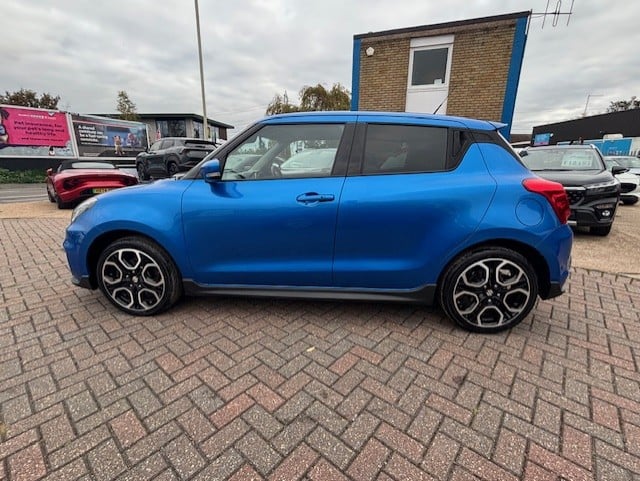 Used Suzuki Swift 2021 for sale - 77938409: Photo 6