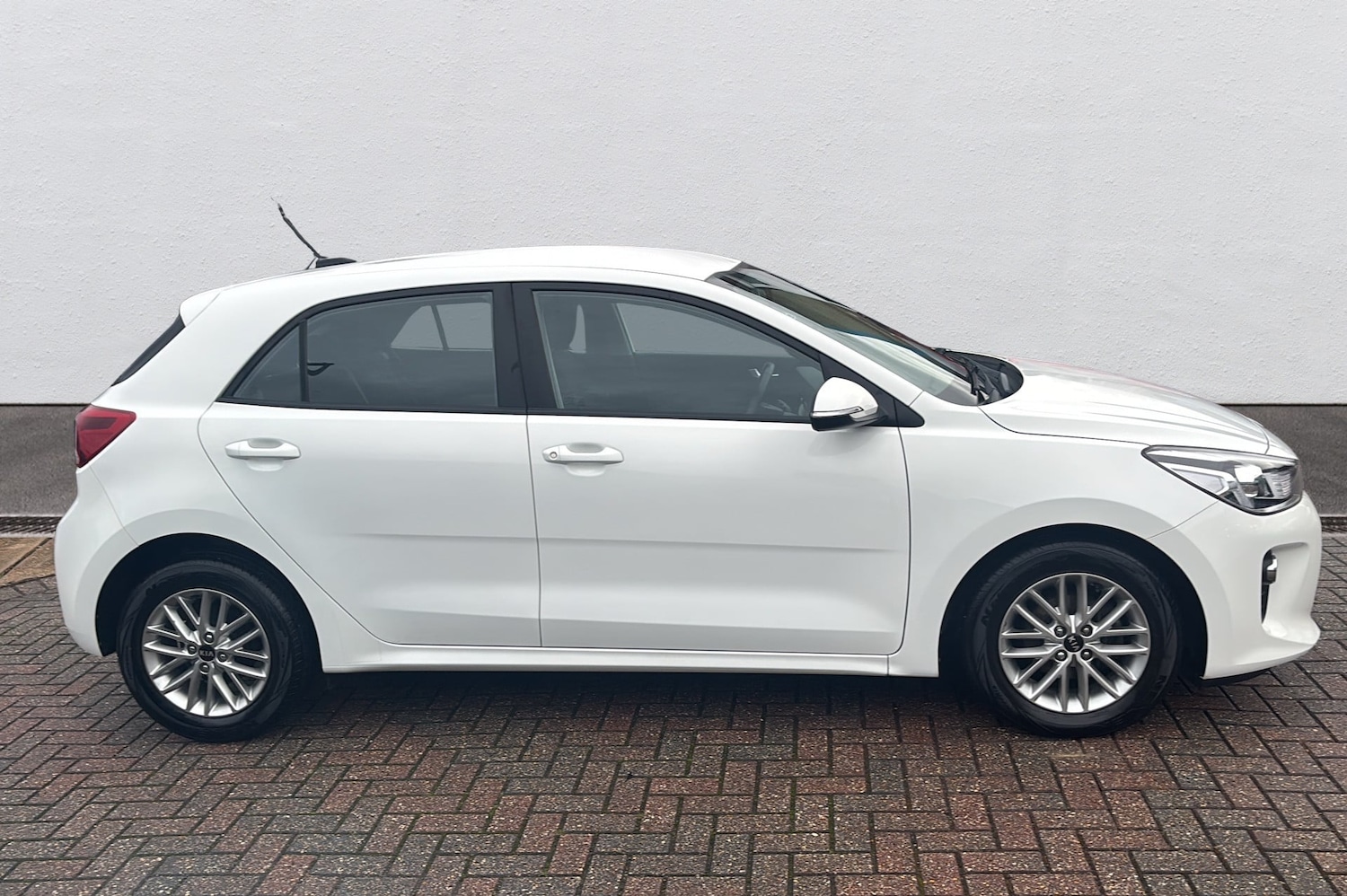 Used Kia Rio 2019 for sale - 76951359: Photo 3