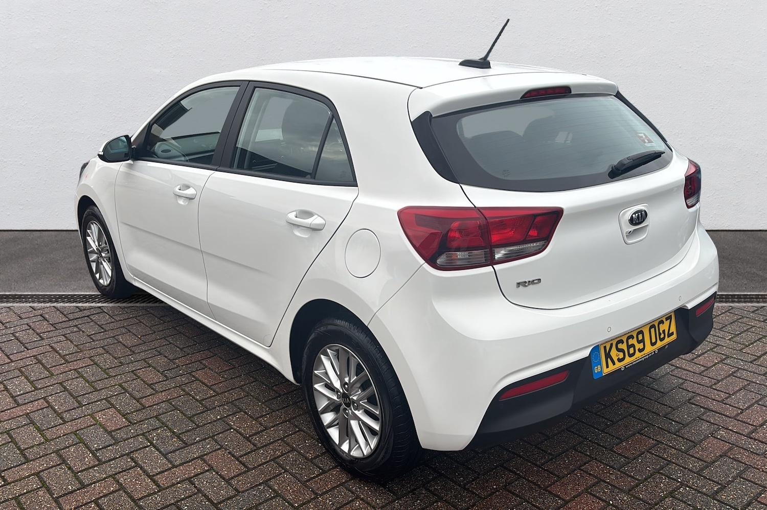 Used Kia Rio 2019 for sale - 76951359: Photo 4