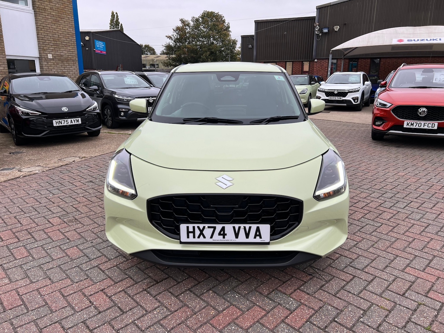 Used Suzuki Swift 2024 for sale - 76677649: Photo 3