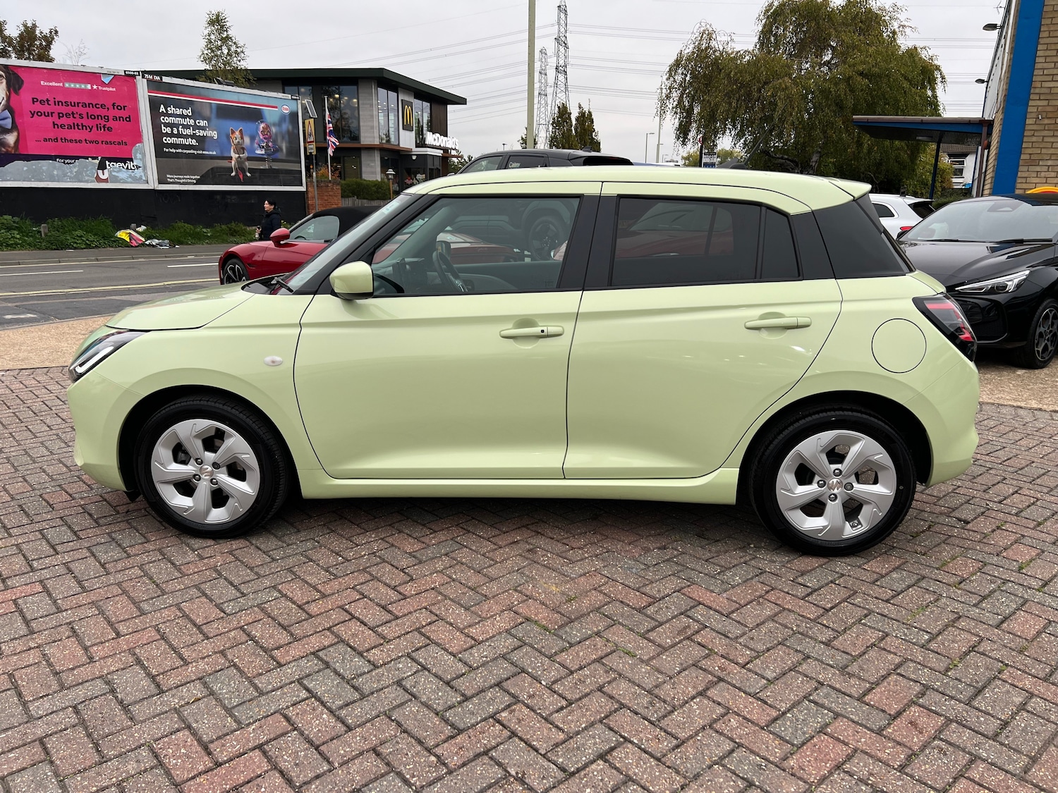 Used Suzuki Swift 2024 for sale - 76677649: Photo 8