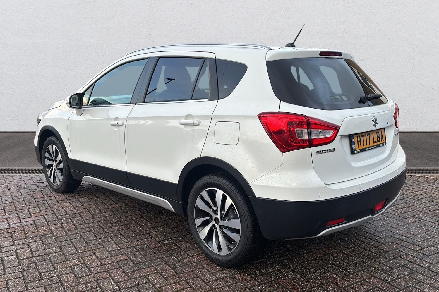 Used Suzuki SX4 S-Cross 2017 for sale - 77541160: Photo 4