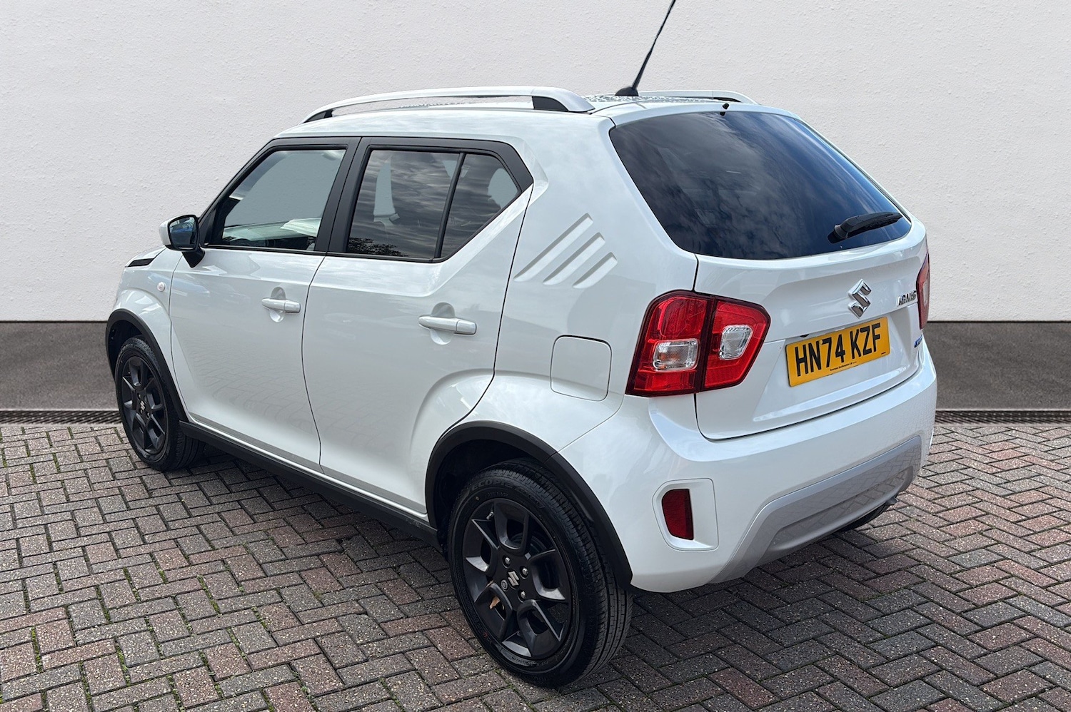 Used Suzuki Ignis 2024 for sale - 76677983: Photo 4