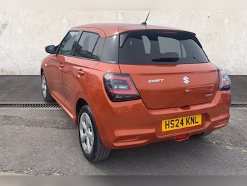 Used Suzuki Swift 2024 for sale - 78219694: Photo