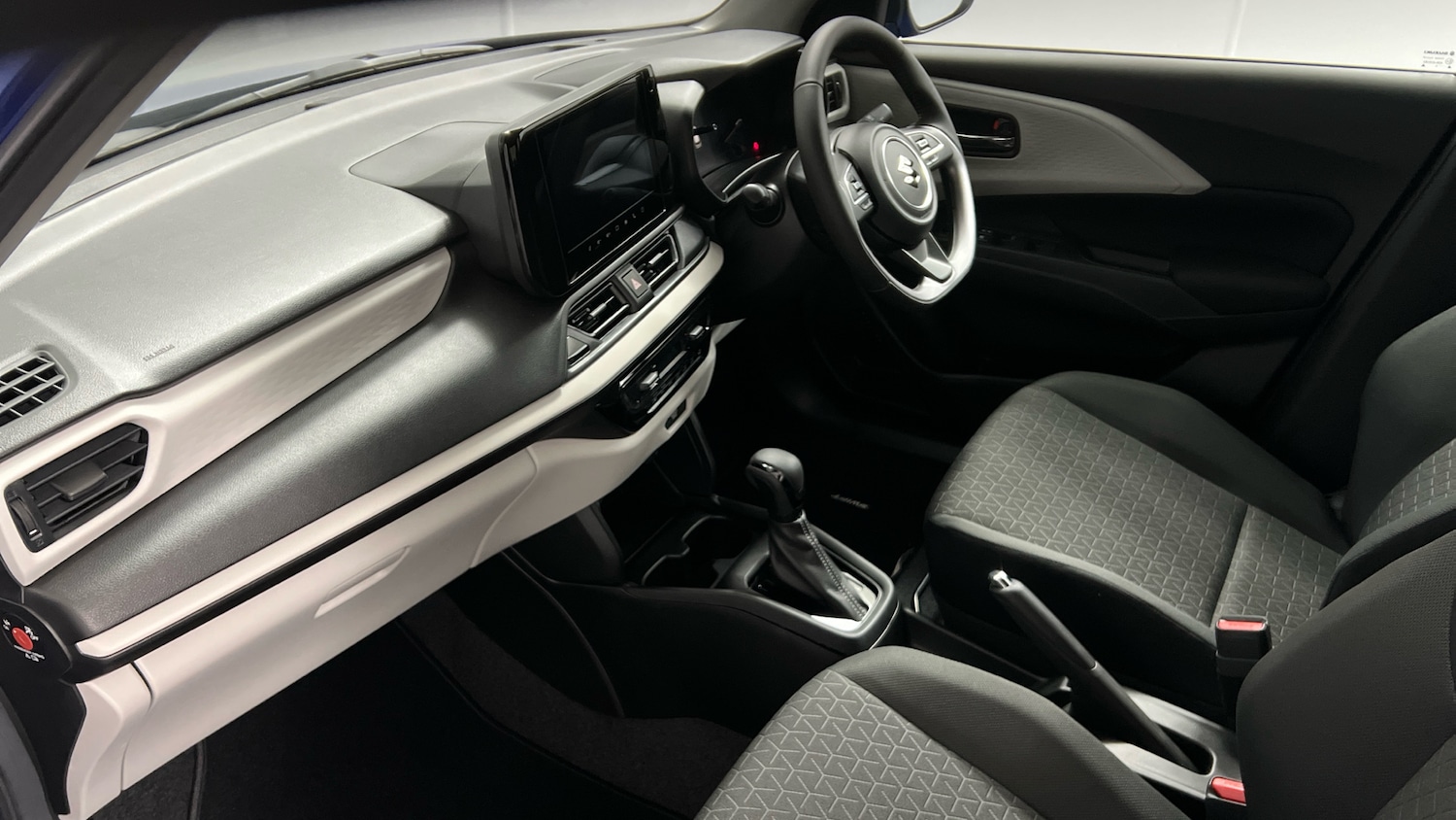 Used Suzuki Swift 2025 for sale - 77632568: Photo 2