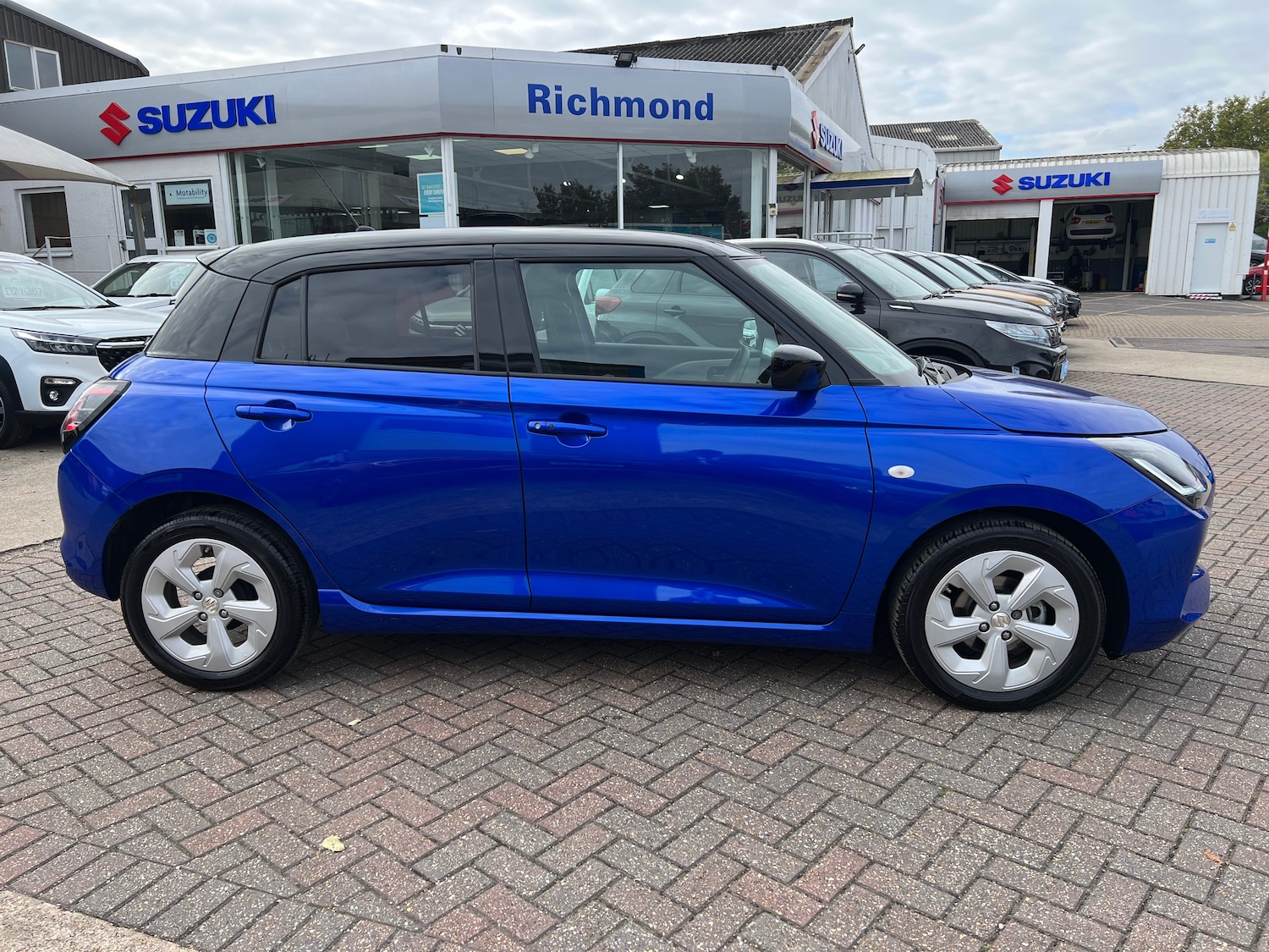 Used Suzuki Swift 2025 for sale - 76680532: Photo 4