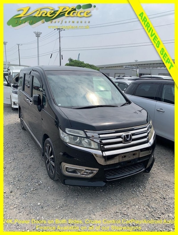 Used Honda Stepwagon 2013 for sale - 75181518: Photo 1