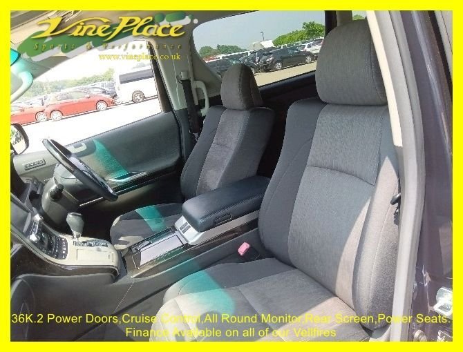 Used Toyota Vellfire 2012 for sale - 76303954: Photo 14