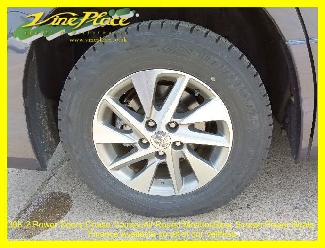 Used Toyota Vellfire 2012 for sale - 76303954: Photo 41