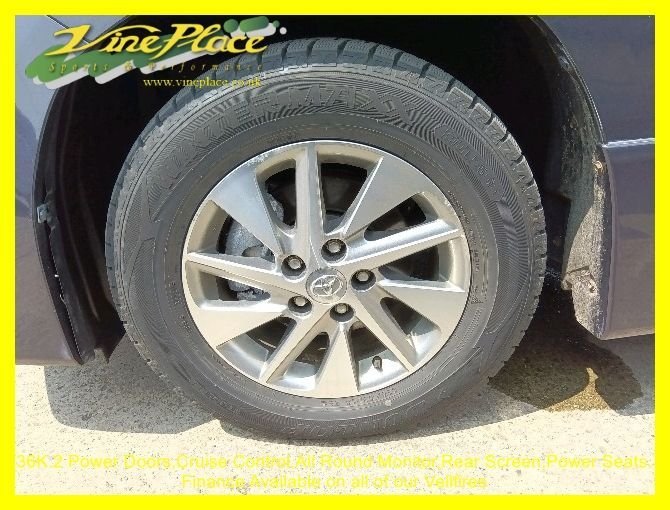 Used Toyota Vellfire 2012 for sale - 76303954: Photo 44