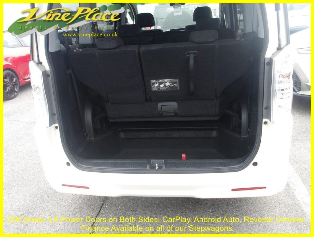 Used Honda Stepwagon 2012 for sale - 78056309: Photo 11