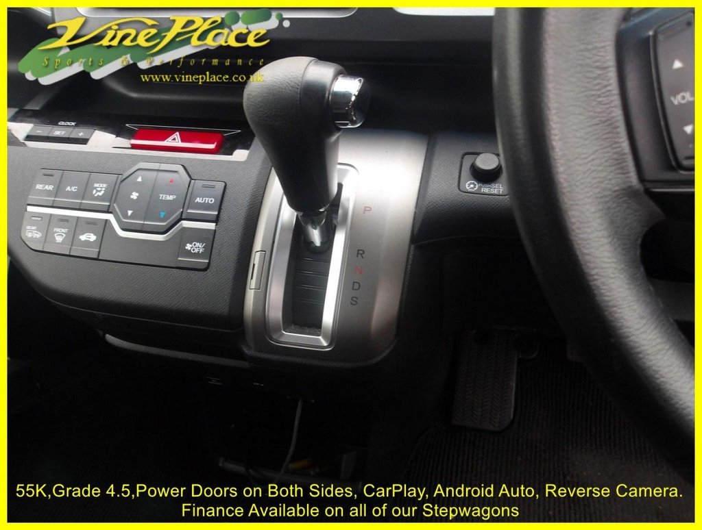 Used Honda Stepwagon 2012 for sale - 78056309: Photo 8