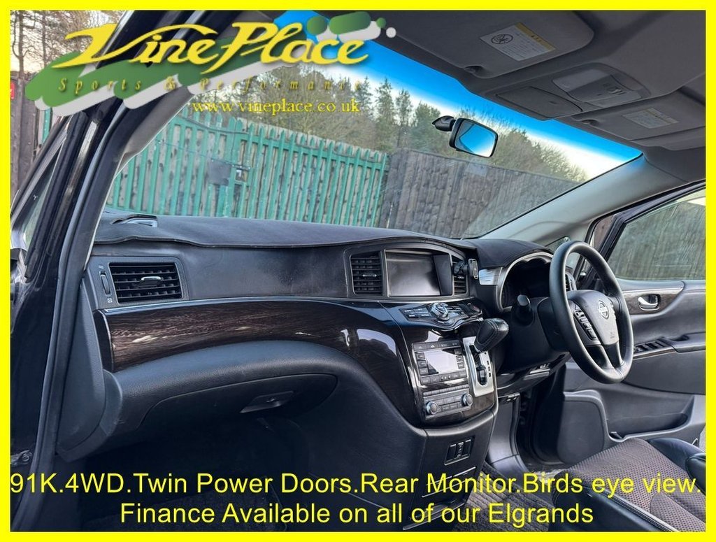 Used Nissan Elgrand 2010 for sale - 76768154: Photo 19