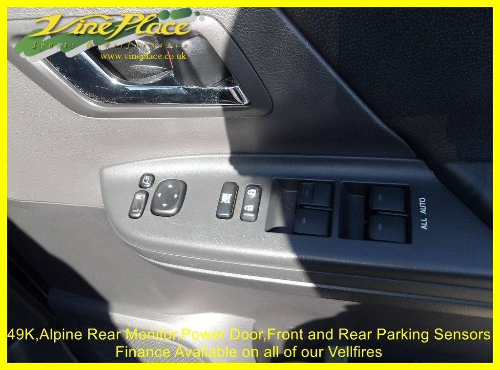 Used Toyota Vellfire 2012 for sale - 76767975: Photo 18