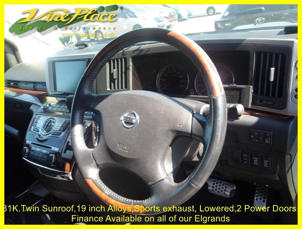 Used Nissan Elgrand 2008 for sale - 77672629: Photo 11