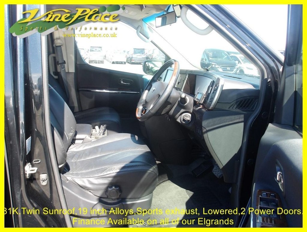 Used Nissan Elgrand 2008 for sale - 77672629: Photo 17