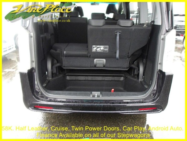 Used Honda Stepwagon 2012 for sale - 75799727: Photo 13