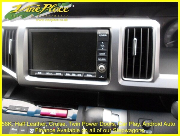 Used Honda Stepwagon 2012 for sale - 75799727: Photo 14