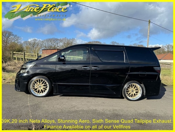 Used Toyota Vellfire 2012 for sale - 74684874: Photo 17