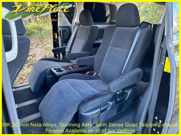 Used Toyota Vellfire 2012 for sale - 74684874: Photo 25