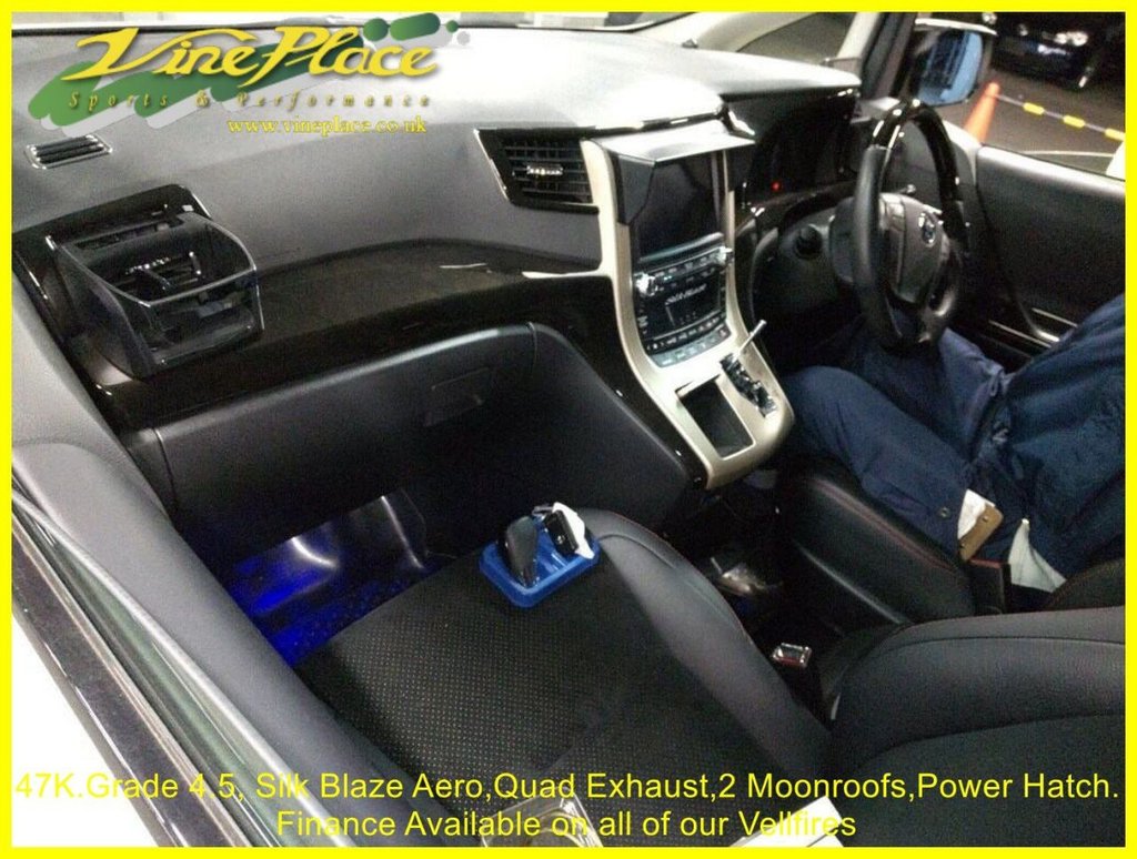 Used Toyota Vellfire 2012 for sale - 77966723: Photo 12