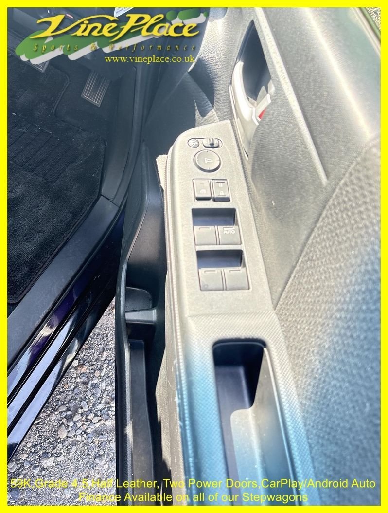 Used Honda Stepwagon 2012 for sale - 76768001: Photo 16