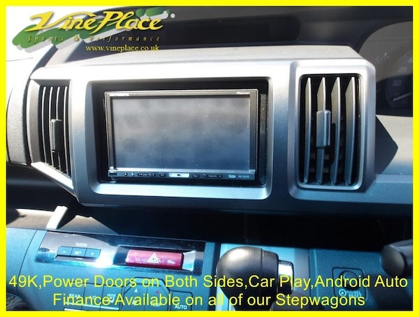 Used Honda Stepwagon 2012 for sale - 75411388: Photo 16
