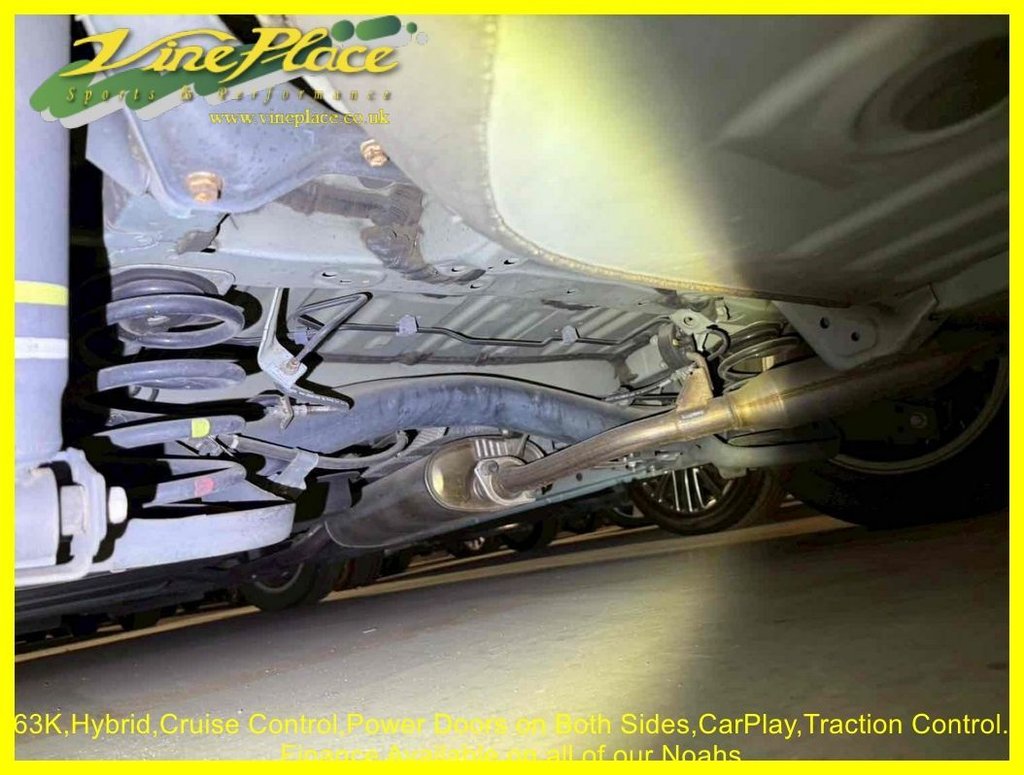 Used Toyota Voxy 2014 for sale - 77212110: Photo 15