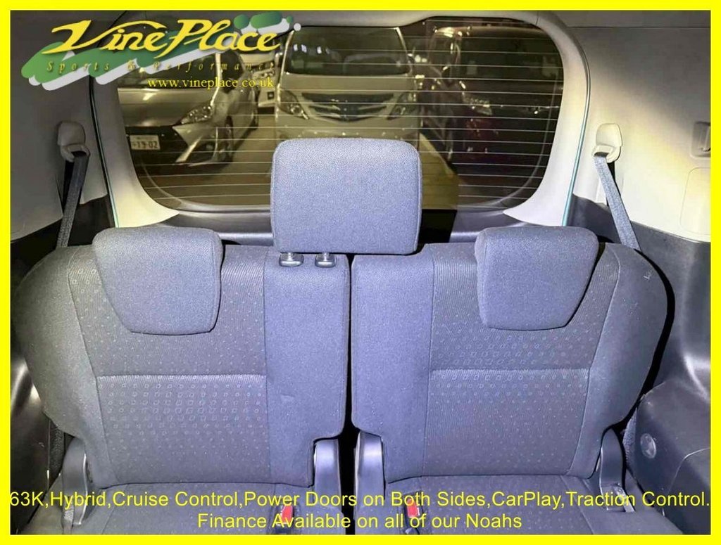 Used Toyota Voxy 2014 for sale - 77212110: Photo 7