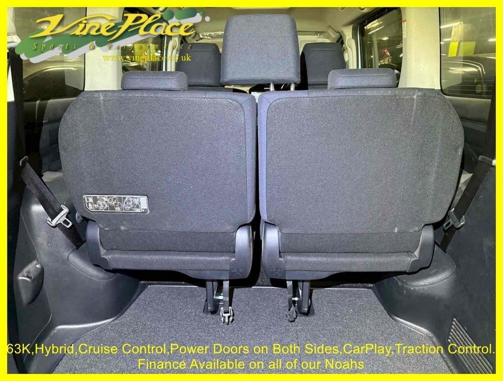 Used Toyota Voxy 2014 for sale - 77212110: Photo 8