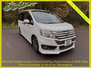 Used Honda Stepwagon 2013 for sale - 77188171: Photo